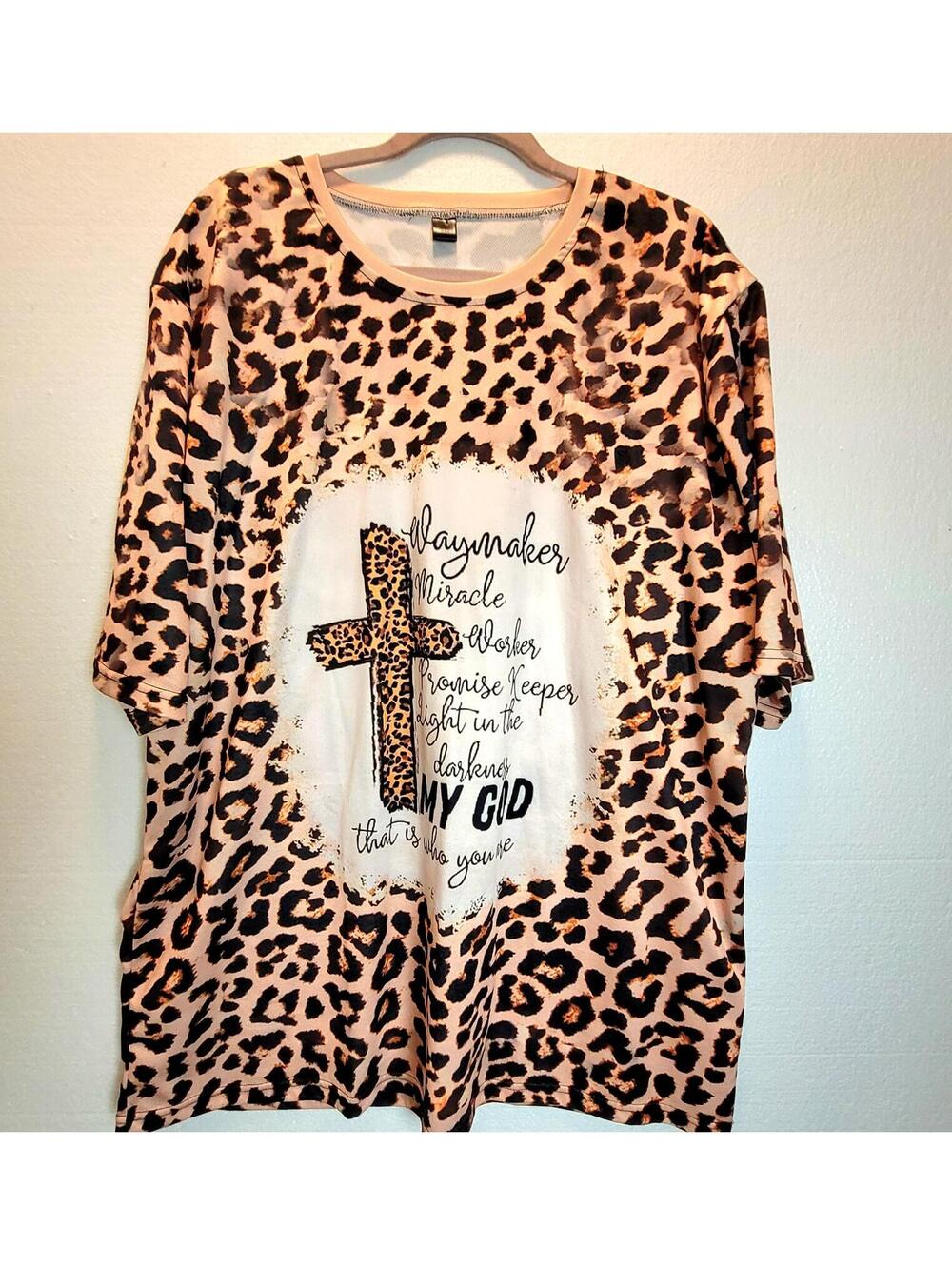 Plus Size 5XL Leopard Print T-Shirt with Inspirational Cross Graphic